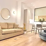 Sauna Et Bain Remous Dans Un Appartement Luxe - 4P