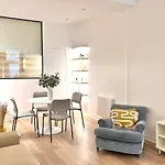Sauna Et Bain Remous Dans Un Appartement Luxe - 4P